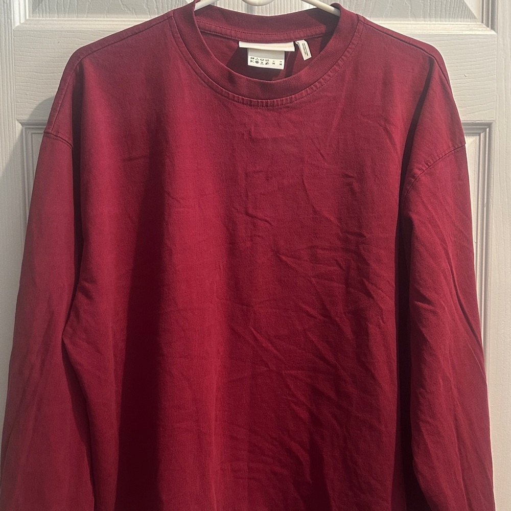 H&M Burgundy Sweatshirt